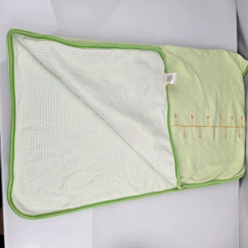 Gymboree Vintage 2004 Giraffe Growth Chart Baby Blanket Green Striped Cotton OS